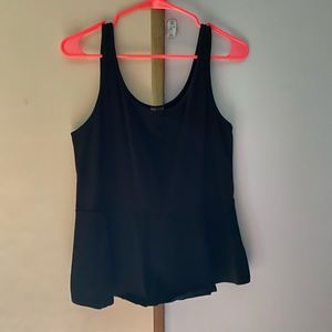 Black express tank top